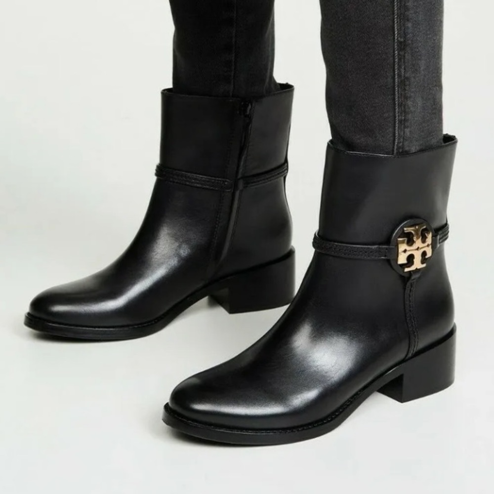 Tory Burch Miller Boots Ankle Booties Black Leather Goldtone Double T Logo 7.5